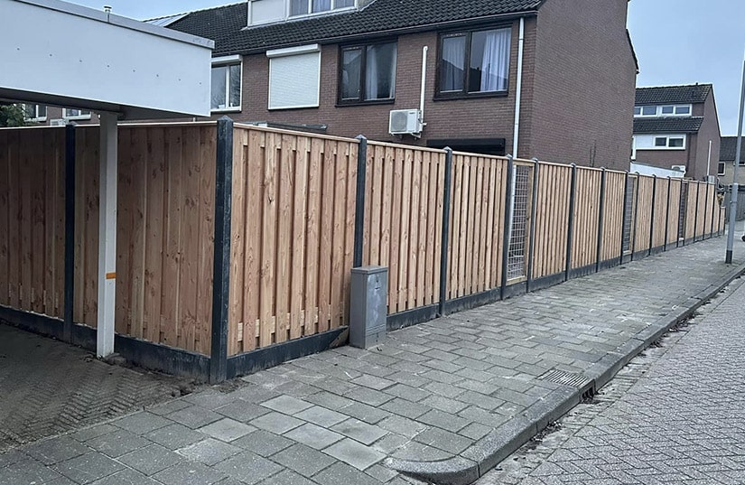Nieuwe schutting laten plaatsen